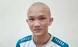 Tạm giữ thanh niên chém người khi dừng đèn đỏ lúc rạng sáng