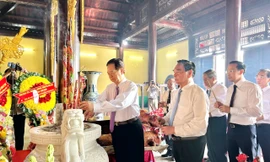 Người dân cả nước hướng về Giỗ Tổ Hùng Vương