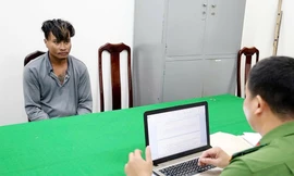 Nhậu say về va phải chó, liền vác rìu chém hàng xóm tử vong