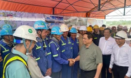 Thủ tướng Phạm Minh Chính kiểm tra dự án cầu Mỹ Thuận 2