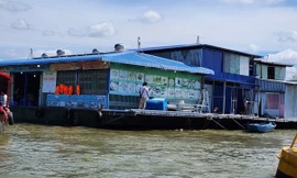 Khách rơi sông ở chợ nổi Cái Răng: Giám sát việc đình chỉ điểm dừng chân Khởi My