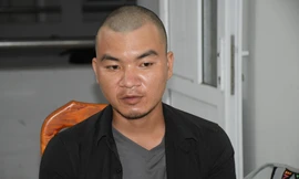 Giả vờ làm rơi điện thoại để giết người, cướp tài sản 