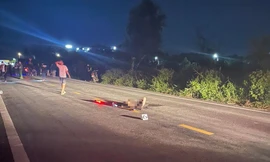 Phát hiện người đàn ông tử vong trên đường, thi thể bị cháy đen