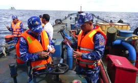 Bắt tàu chở lậu 700.000 lít dầu trên biển Tây Nam