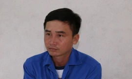 Tạm giữ đối tượng mang xăng đốt nhà người tình