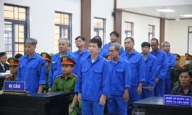 'Rút ruột' công trình để trả nợ tiếp khách hai cựu phó chủ tịch huyện lĩnh án