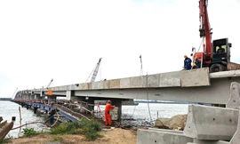 Dự án xây cầu Đại Ngãi 2 bứt tốc, sẵn sàng thông xe dịp 30/4