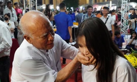 Độc đáo lễ cúng Trăng, đút cốm dẹp của đồng bào Khmer