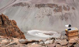 Hồ nước mặn nhất thế giới ẩn giấu bí mật của sao Hỏa?