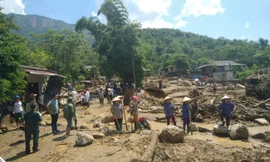 Toàn cảnh bán Tủ, xã Sơn Lương, huyện Văn Chấn, Yên Bái sau trận lũ