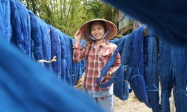 Nghề dệt khăn rằn ở Đồng Tháp được công nhận di sản văn hóa phi vật thể quốc gia