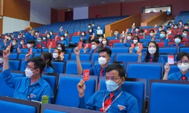 Đại biểu biểu quyết