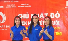 Tưng bừng Chủ nhật Đỏ tại trường ĐH Nam Cần Thơ
