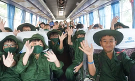 100 'chiến sĩ' nhí Cần Thơ tham gia Học kỳ trong quân đội