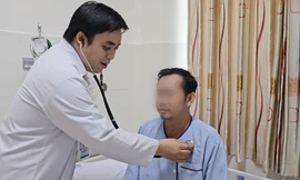 Bệnh nhân bị viêm phổi do ve mò cắn