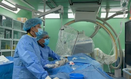 Cứu bệnh nhân nhồi máu cơ tim nguy kịch, gia đình quá khó khăn định 'buông xuôi'