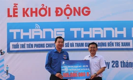 Thanh niên tham gia xây dựng Bến Tre xanh
