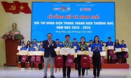Học sinh Đồng Tháp thi hùng biện ‘tự hào vững tin theo Đảng’