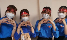 Bạn trẻ hào hứng tham gia hiến máu
