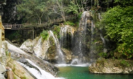 Khám phá thác Cát Cát vừa có quyết định thu phí từ 1/1/2025