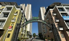 Công ty vận hành tòa nhà ở Hà Nội tự ý thu phí bảo vệ môi trường rồi dùng vào việc khác suốt 4 năm