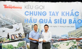 Hình ảnh các doanh nghiệp, hoa hậu, người đẹp cùng báo Tiền Phong hỗ trợ đồng bào thiệt hại vì bão lũ