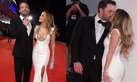 Jennifer Lopez diện đầm khoét ngực siêu bạo, ‘khóa môi’ Ben Affleck nồng nàn