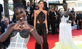 Thảm đỏ Cannes ngày 3: ‘Thiên thần’ Brazil mặc yếm xuyên thấu, còn ‘quên’ nội y