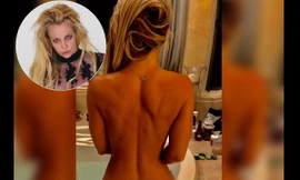 Britney Spears đăng ảnh khỏa thân