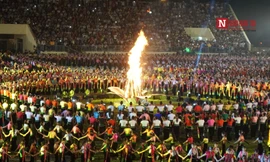 Vòng xòe 5.000 người - Kết nối, hội tụ và lan tỏa