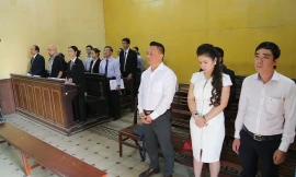 Phiên tòa sơ thẩm xử vụ ly hôn của vợ chồng 'vua cà phê' Trung Nguyên. Ảnh: Tân Châu