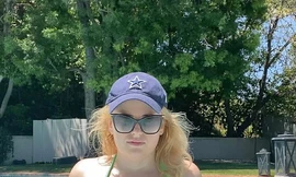 Nàng béo 'lầy' nhất Hollywood khoe vóc dáng quyến rũ sau giảm 18kg 