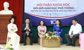 Các đại biểu tham gia trao đổi về đổi mới giáo dục phổ thông trước yêu cầu đào tạo thế hệ công dân toàn cầu 