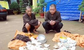 Sư thật lật mặt sư giả