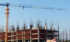 Bán được hàng, môi giới địa ốc vẫn trắng tay