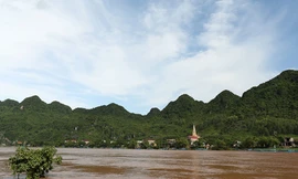Phong Nha – Kẻ Bàng ngừng đón khách vì mưa lũ