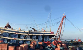 Vào hầm chứa cá, 1 người chết, 5 nguy kịch vì ngộ độc khí