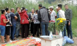 'Nhà ngoại cảm' náo loạn nơi tìm kiếm thi thể chị Huyền