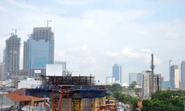 HSBC: 'Bơm tiền cho địa ốc không giúp vực dậy kinh tế VN'