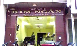 Ngủ dậy, mất gần 200 cây vàng