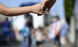 Bốn học sinh nghi bị bạo hành: Cha mẹ muốn nhận con về gia đình