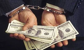 Nguyên trưởng công an xã đòi hối lộ bị khởi tố