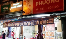 Hiện trường vụ đập phá xe Bộ công an