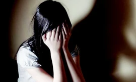 Nữ bệnh nhân 15 tuổi tố bị điều dưỡng dâm ô khi đang... đo điện tim