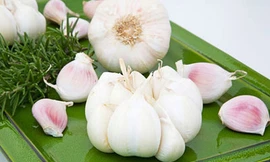 Ăn nhiều tỏi có gây vô sinh?