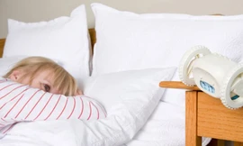 Đồng hồ báo thức di động