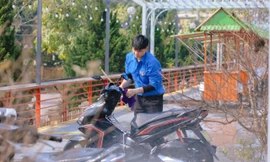 Thanh niên Phú Thọ rửa xe gây quỹ giúp trẻ nghèo đón Tết