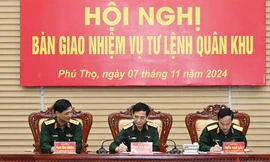 Thiếu tướng Trần Văn Bắc nhận nhiệm vụ Tư lệnh Quân khu 2