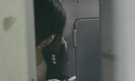 Kỷ luật nhân viên nhồi khách trong khu vệ sinh