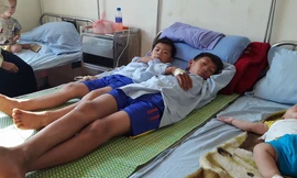 Các bệnh nhân bị ngộ độc đang được điều trị tại bệnh viện